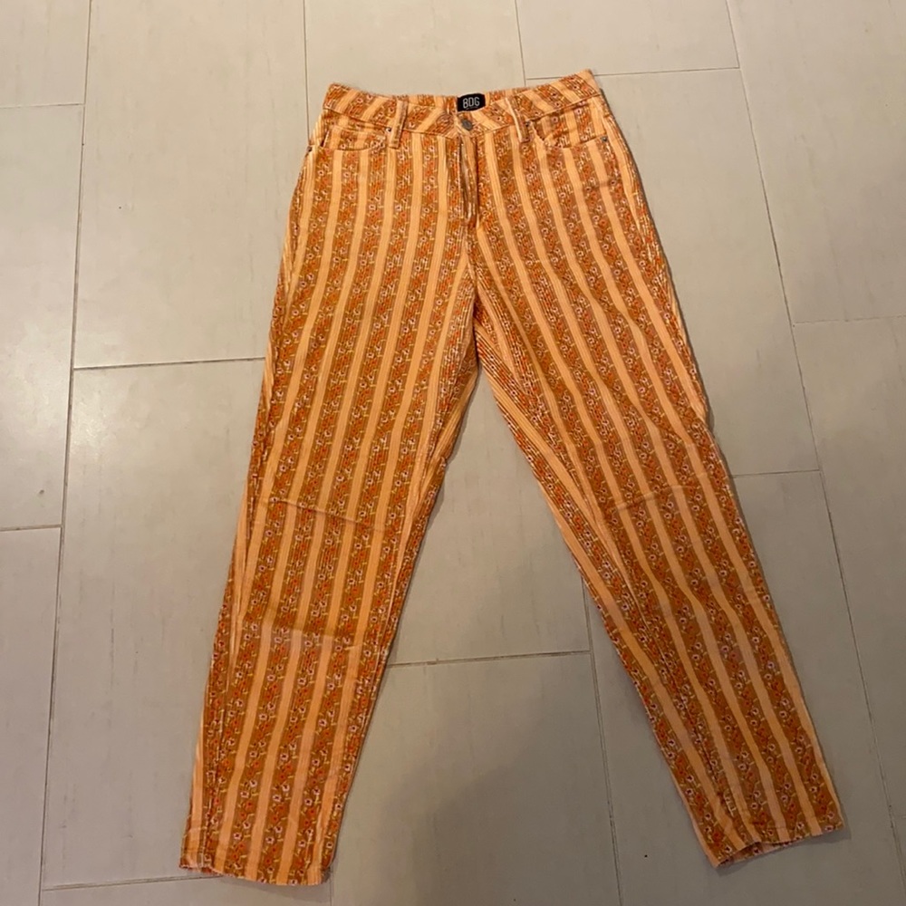 BDG - Corduroy floral pants.